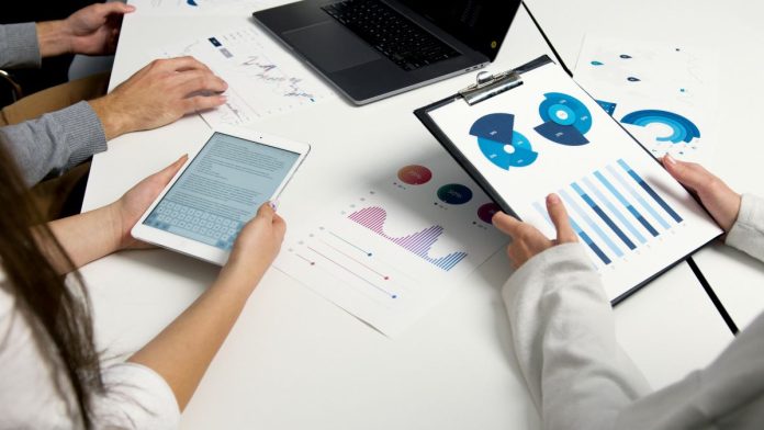 Cum HRiFlow simplifica evaluarea angajatilor p1 Cum HRiFlow simplifica evaluarea angajatilor p1